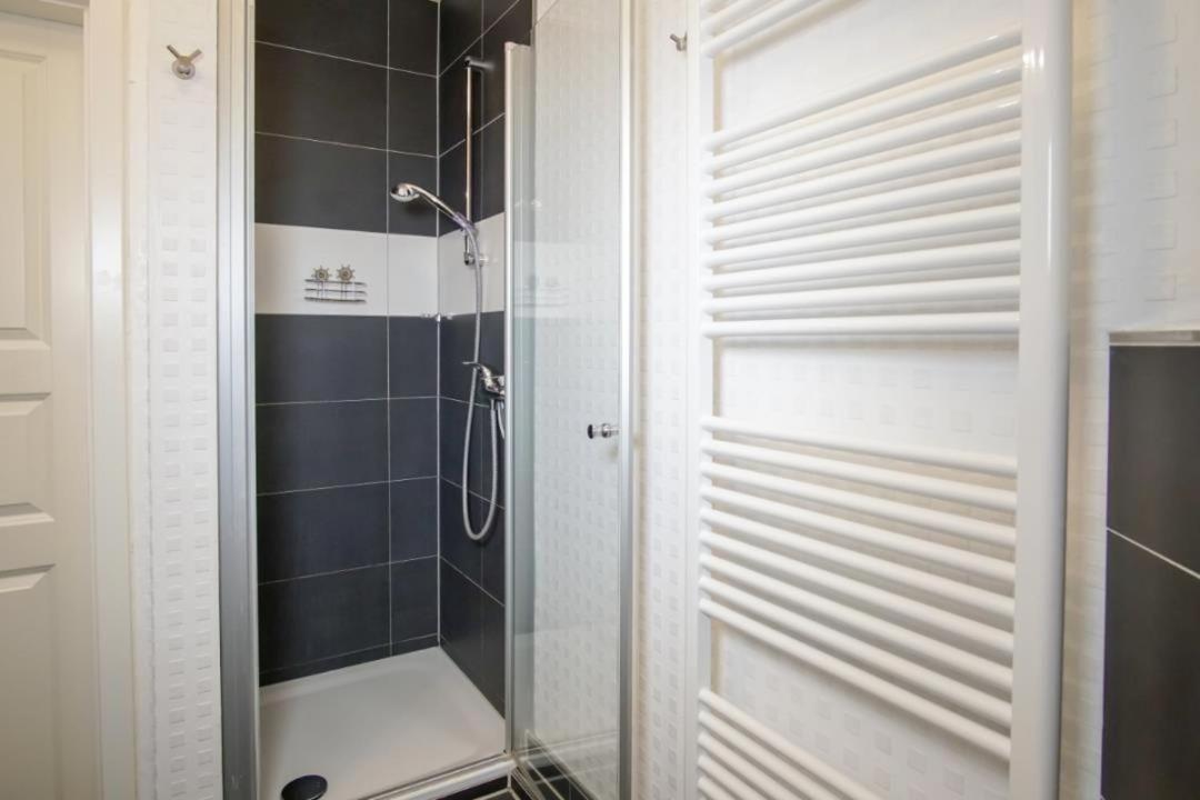 Strandhotel-Heiligenhafen-Wohnung-120-Wellenreiter-Typ-Ii Buitenkant foto